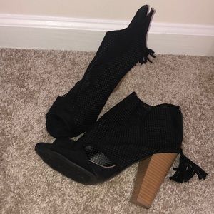 Qupid cut out Booties